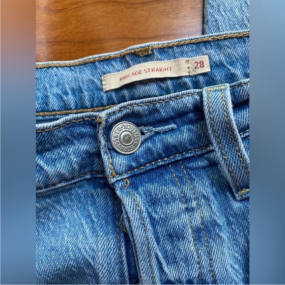 Full Length Ribcage Straight Jean (28) Samba Tango Light - Picture 6 of 8